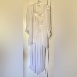 Victoria's Secret Vintage Elegant White Chiffon Robe and Nightgown Set